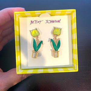 NIB Betsey Johnson earrings